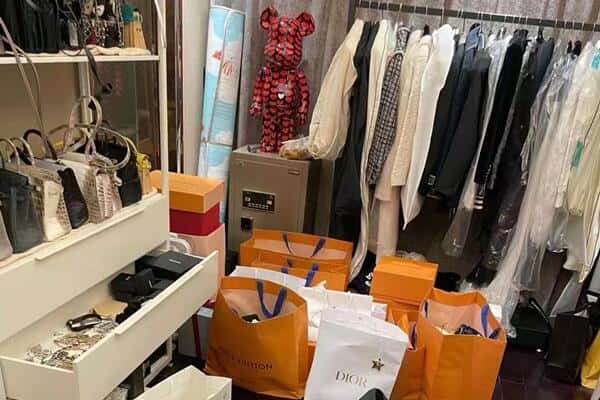 随州市广水回收一线品牌衣服